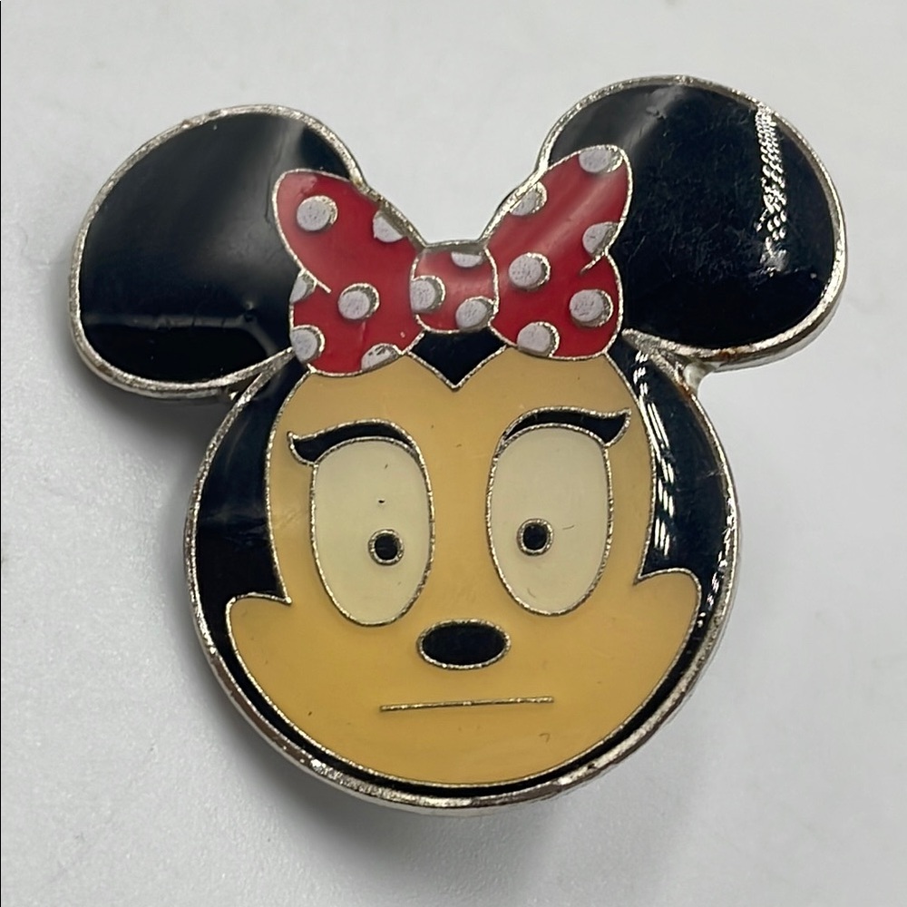 Minnie Mouse Emoji Booster 2017 Face Head Disney Pin
